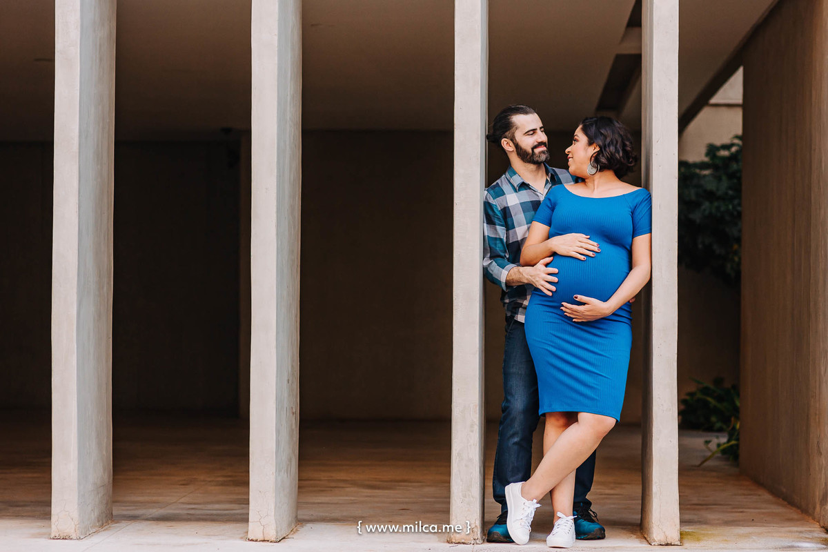ensaio-book-gestante-vestido-azul-tenis-branco-camila-rosa-em-brasilia
