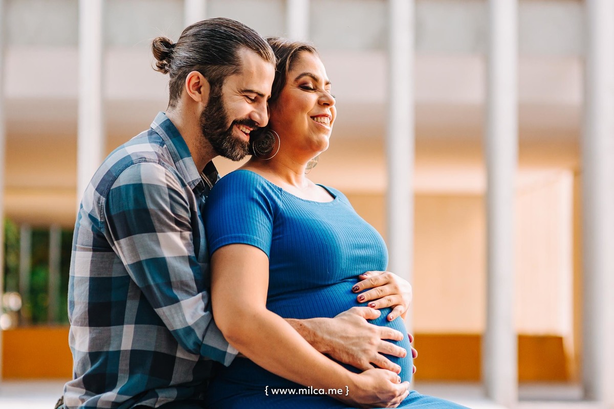 ensaio-book-gestante-vestido-azul-tenis-branco-camila-rosa-em-brasilia