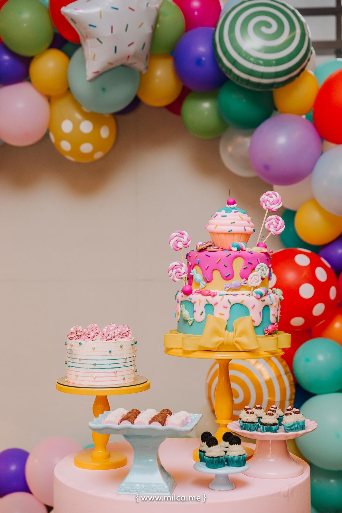 aniversario-em-casa-meninas-tema-cup-cake-isa-lele-7-anos