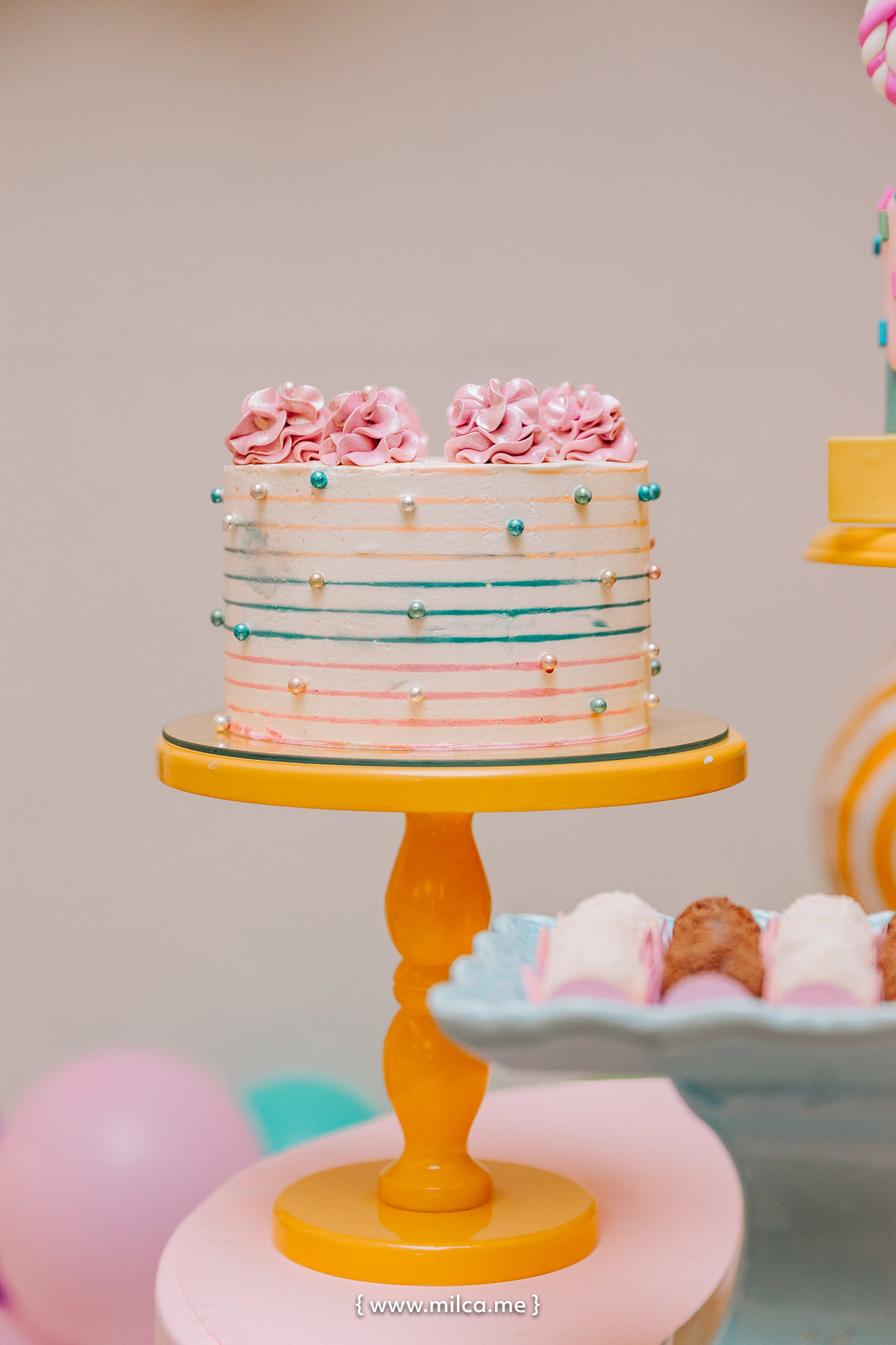 aniversario-em-casa-meninas-tema-cup-cake-isa-lele-7-anos