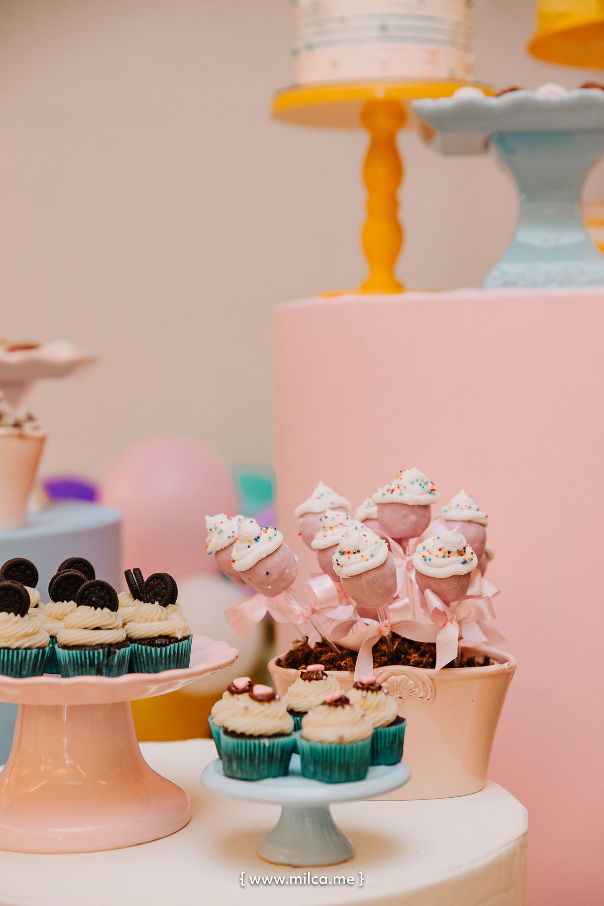 aniversario-em-casa-meninas-tema-cup-cake-isa-lele-7-anos