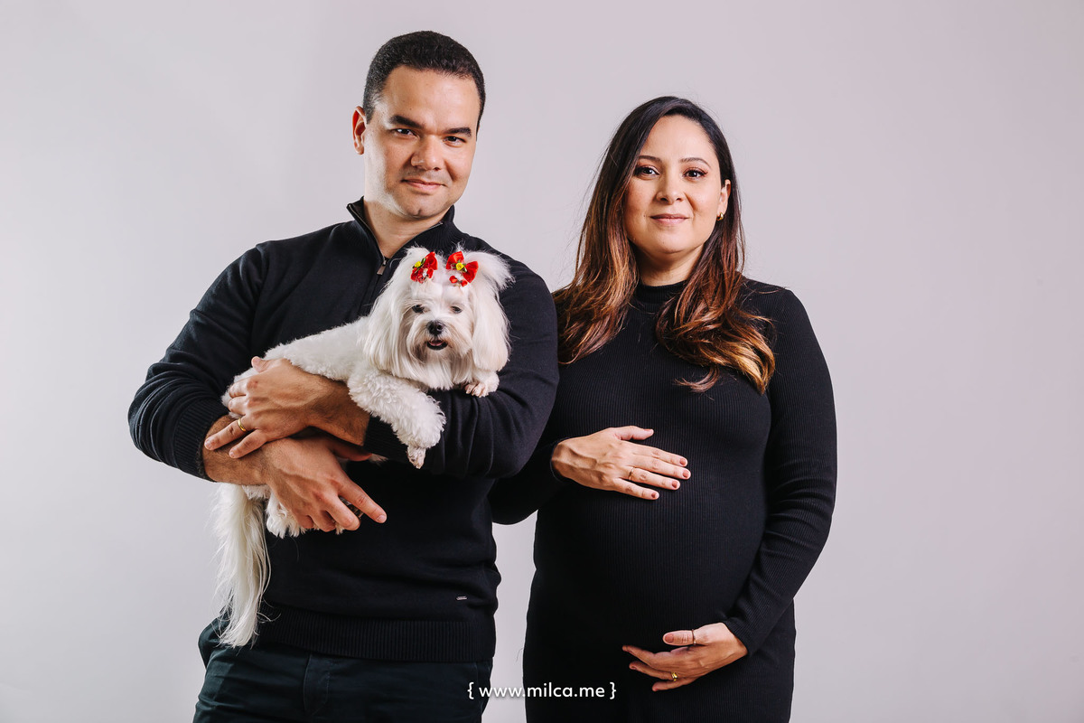 ensaio-book-gestante-em-estudio-vestido-preto