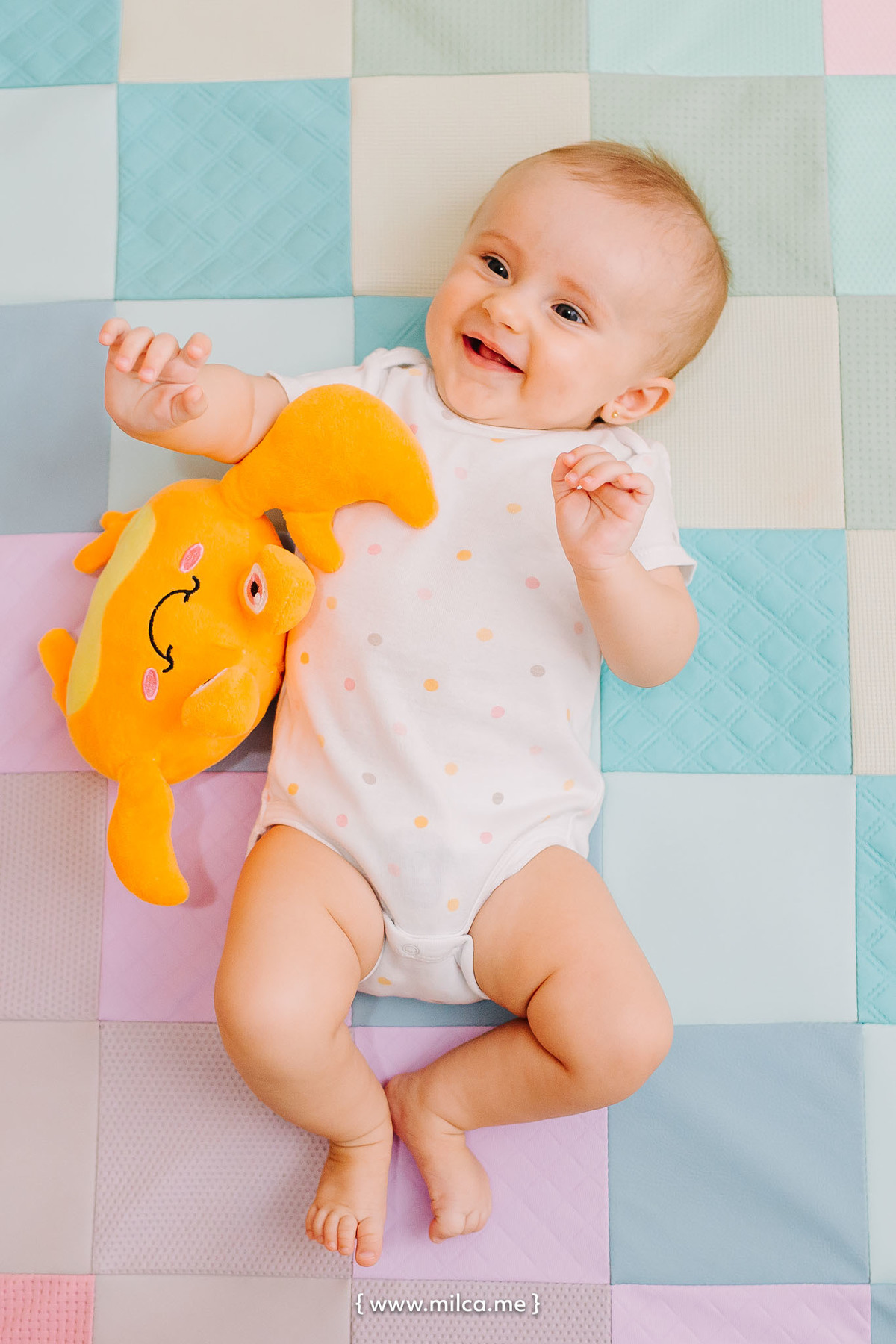 ensaio-book-de-acompanhamento-primeiro-ano-do-bebe-tais-4-meses