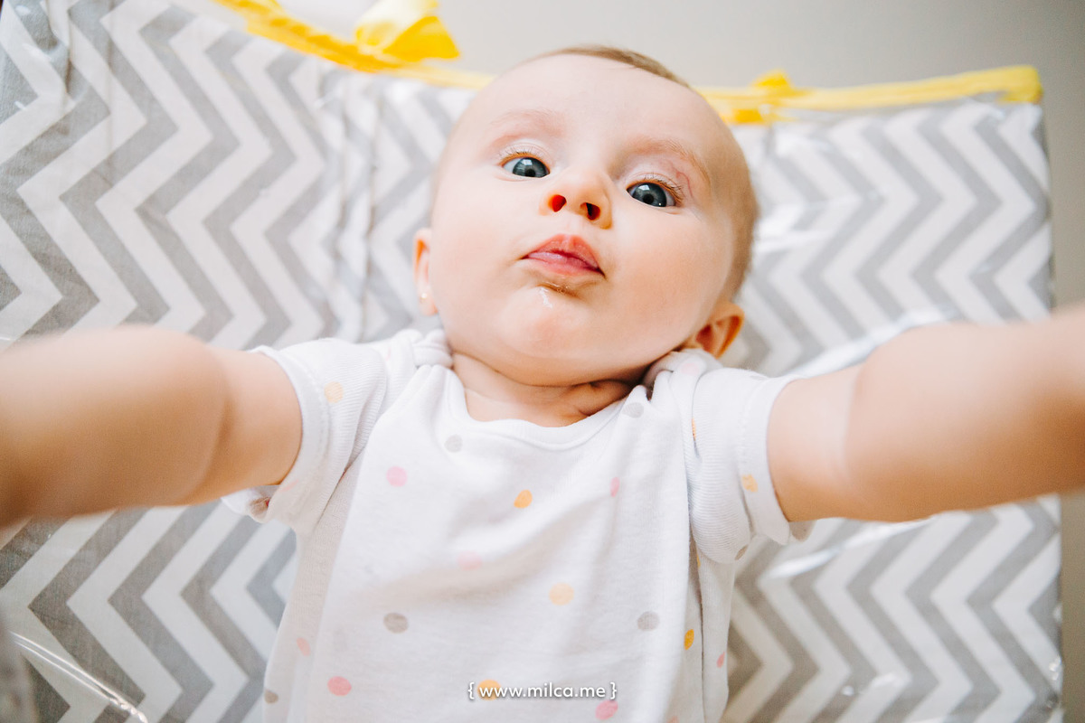 ensaio-book-de-acompanhamento-primeiro-ano-do-bebe-tais-4-meses