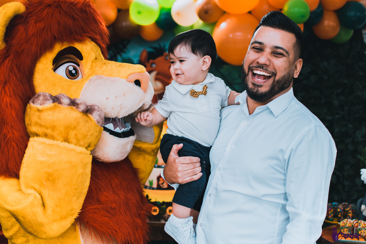Aniversário infantil, realizado na cidade de Santo André no abc paulista, o primeiro ano do bebê, com decoração do rei leão. 