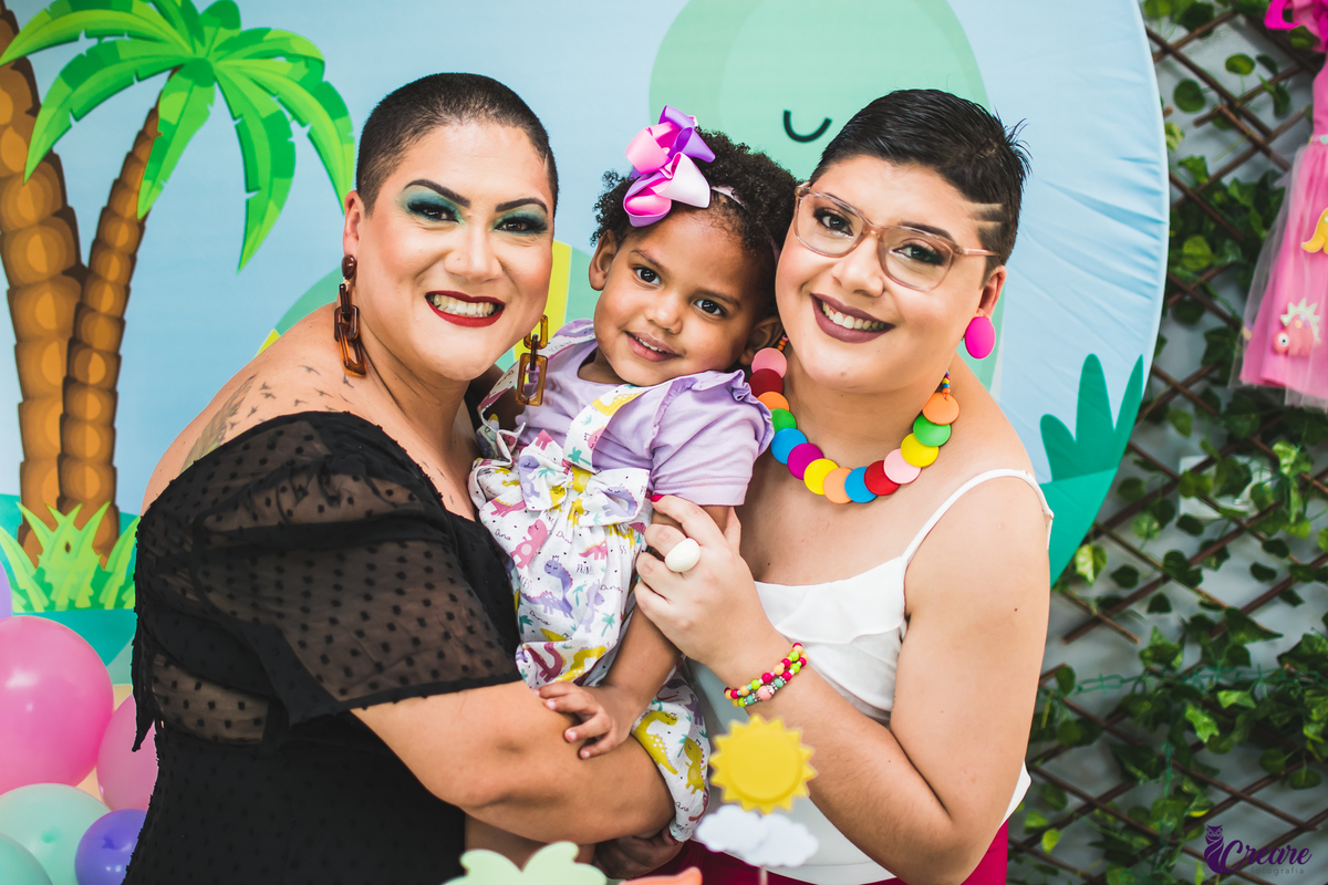 Aniversário infantil realizado na cidade de Mauá, abc Paulista, com decoração de dinossauros. Buffet SeS Eventos. 