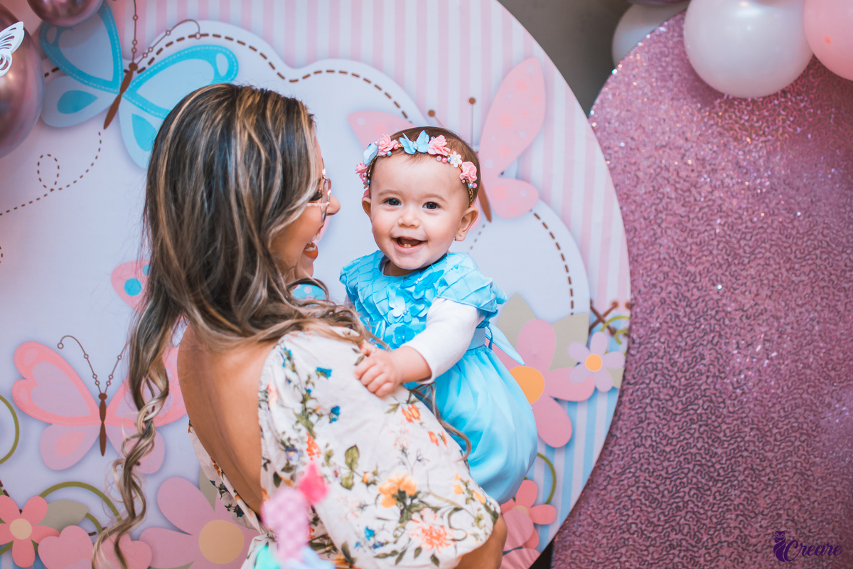 Aniversario infantil, realizado na cidade de Mauá, abc paulista. Decoração com tema de borboleta, jardim encantado. festa de um ano de menina. 