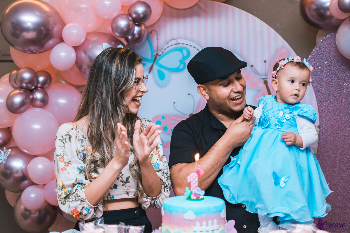 Aniversario infantil, realizado na cidade de Mauá, abc paulista. Decoração com tema de borboleta, jardim encantado. festa de um ano de menina. 