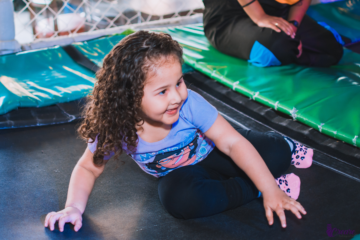 Aniversário infantil de menina, com tema do filme Encanto da Disney, realizado no kid recanto buffet, na cidade de Tucuruvi, São Paulo.