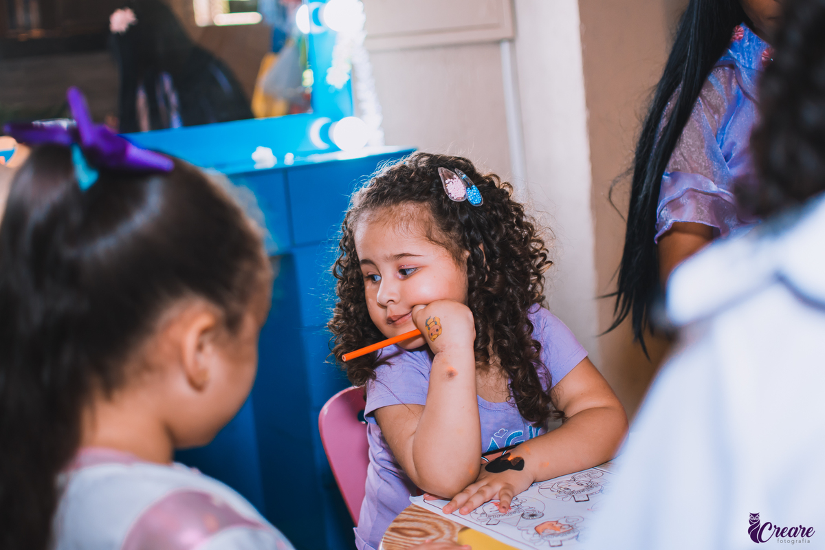 Aniversário infantil de menina, com tema do filme Encanto da Disney, realizado no kid recanto buffet, na cidade de Tucuruvi, São Paulo.