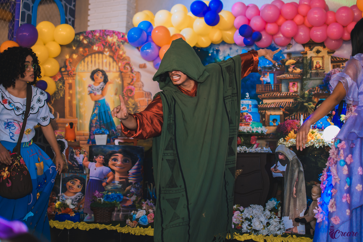 Aniversário infantil de menina, com tema do filme Encanto da Disney, realizado no kid recanto buffet, na cidade de Tucuruvi, São Paulo.
