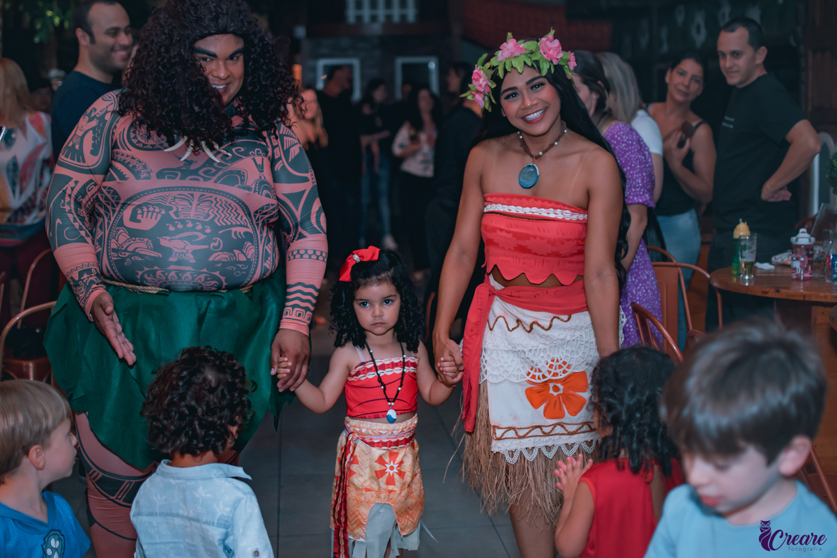 Aniversário infantil, com tema moana, realizado no buffet vila kids galpão, localizado na cidade de Santo André, ABC Paulista.