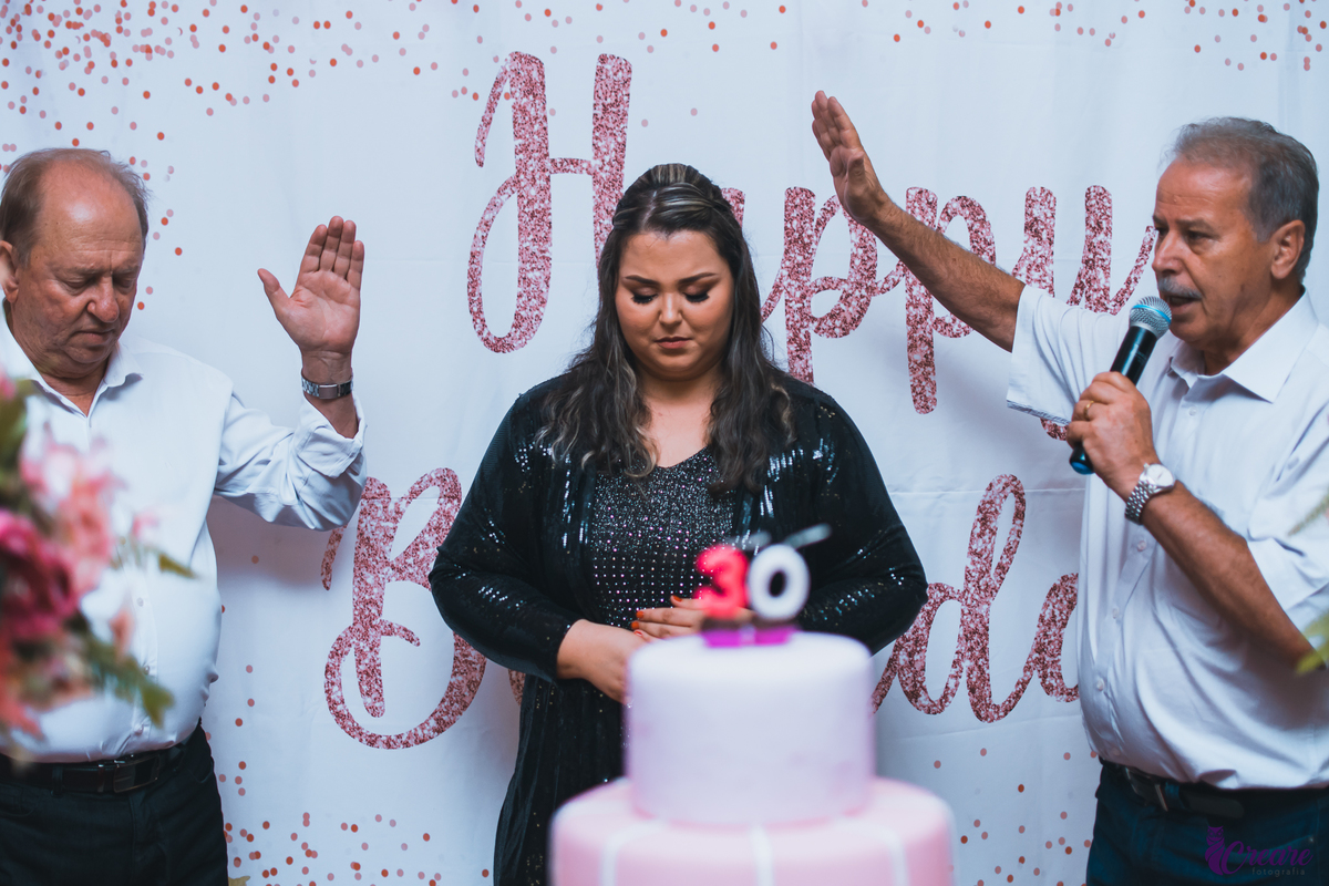 Fotografia de aniversário feminino de 30 anos, realizado na cidade de Sapopemba, São Paulo.