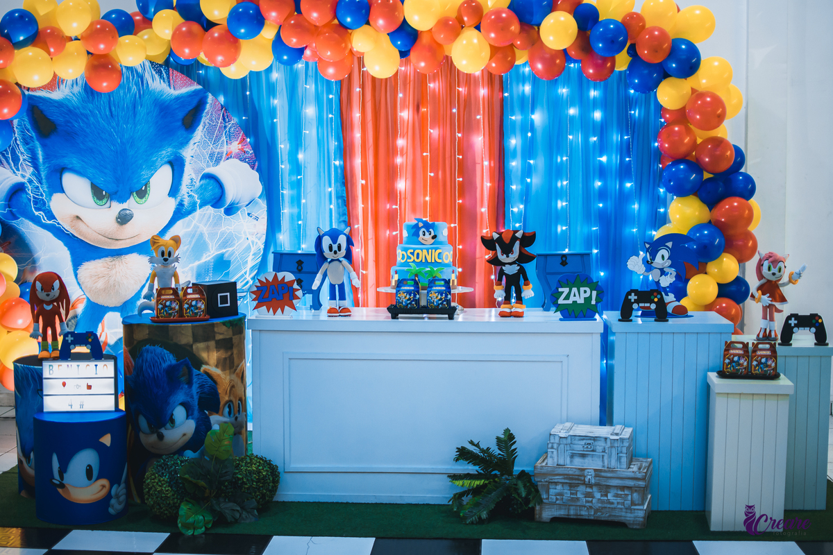 Aniversário infantil realizado no buffet planeta Rizzo, localizado em Santo André, ABC Paulista. Decoração com tema Sonic.