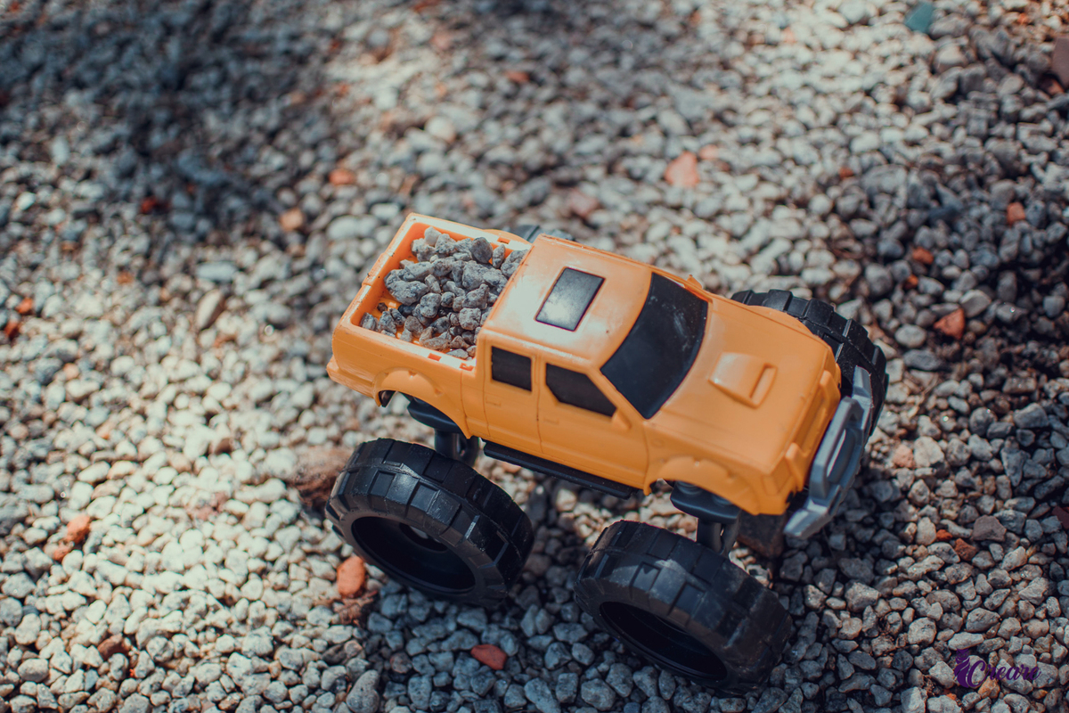 Ensaio infantil com criança com TEA, realizado para um projeto social em Mauá, fotógrafo Mauá, fotógrafo Santo André, fotógrafo Ribeirão Pires, fotógrafo SBC, fotógrafo SCS, ensaio fotográfico. Gruta Santa Luzia.