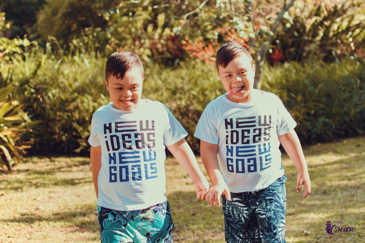 Ensaio infantil no parque central, criança com sindrome de down, ensaio de gêmeos, PCD, fotógrafo de crianças, ensaio família. Fotografo de crianças com deficiência. Fotógrafo Santo André, fotógrafo ABC Paulista.
