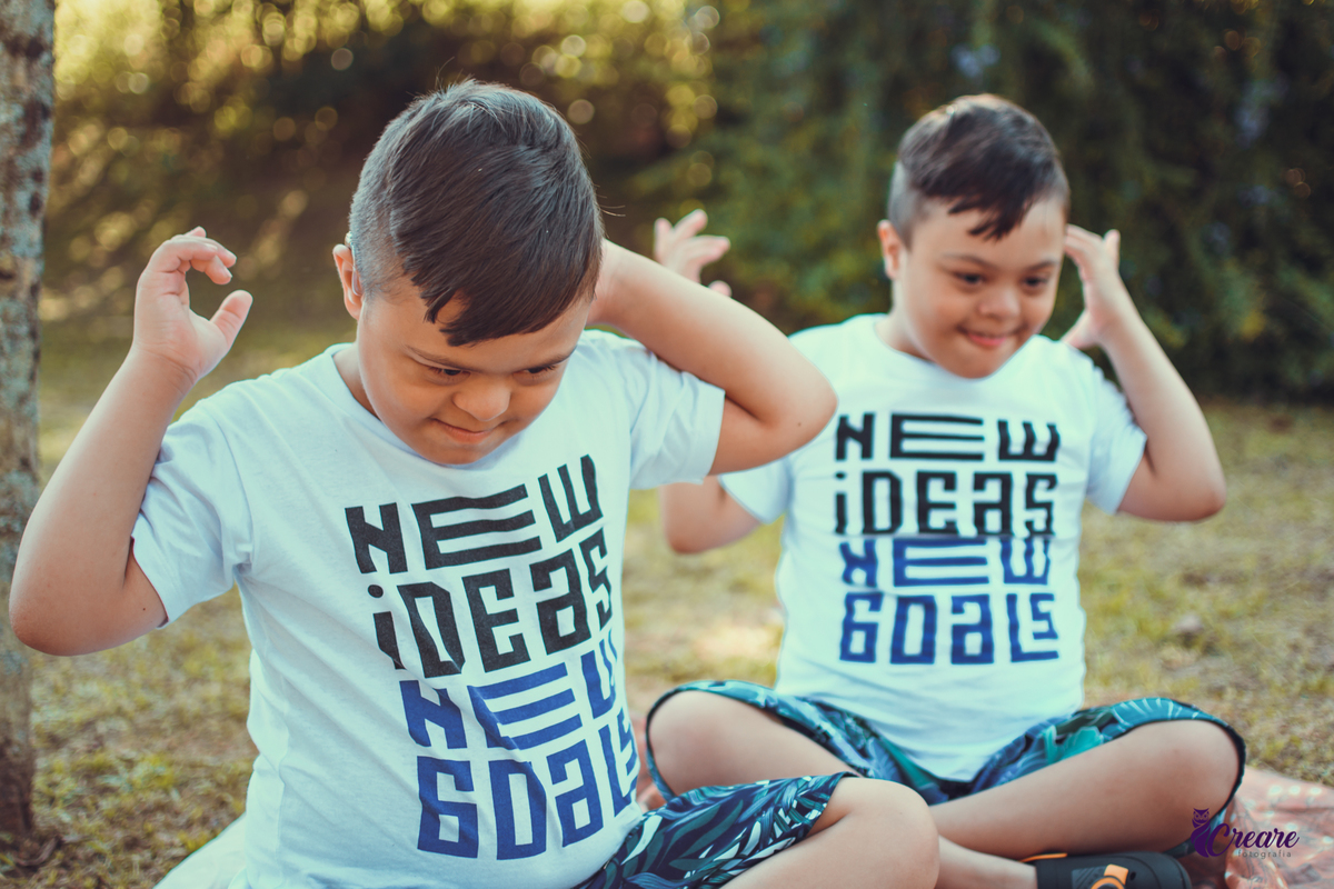 Ensaio infantil no parque central, criança com sindrome de down, ensaio de gêmeos, PCD, fotógrafo de crianças, ensaio família. Fotografo de crianças com deficiência. Fotógrafo Santo André, fotógrafo ABC Paulista.