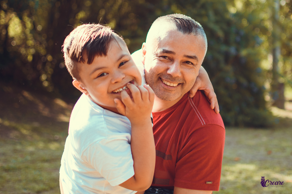 Ensaio infantil no parque central, criança com sindrome de down, ensaio de gêmeos, PCD, fotógrafo de crianças, ensaio família. Fotografo de crianças com deficiência. Fotógrafo Santo André, fotógrafo ABC Paulista.