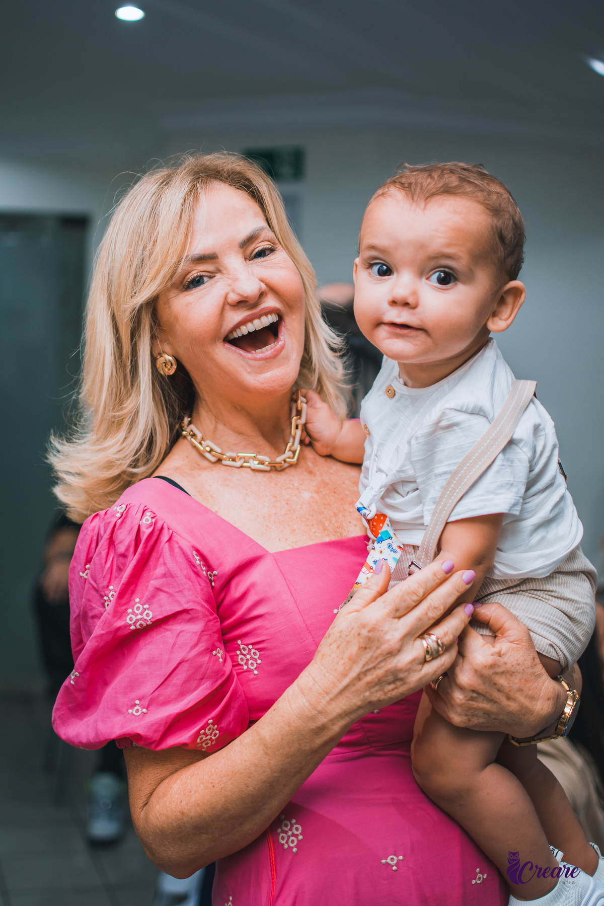 aniversário infantil de um ano, com decoração de espaço, astronauta. Fotógrafo Santo André. 