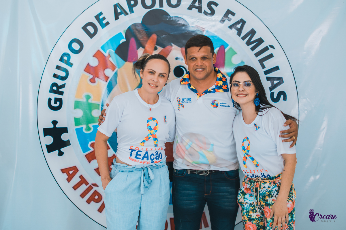 Evento de conscientização do dia mundial do autismo, realizado na chácara do servidor de mauá. Fotografia TEA, fotógrafo PCD, evento sobre inclusão social.