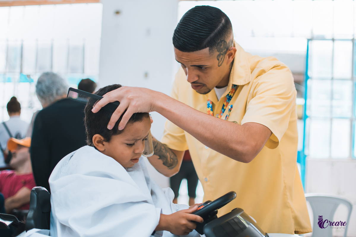 Evento de conscientização do dia mundial do autismo, realizado na chácara do servidor de mauá. Fotografia TEA, fotógrafo PCD, evento sobre inclusão social.