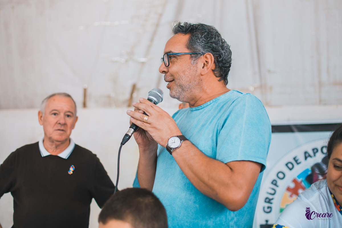 Evento de conscientização do dia mundial do autismo, realizado na chácara do servidor de mauá. Fotografia TEA, fotógrafo PCD, evento sobre inclusão social.