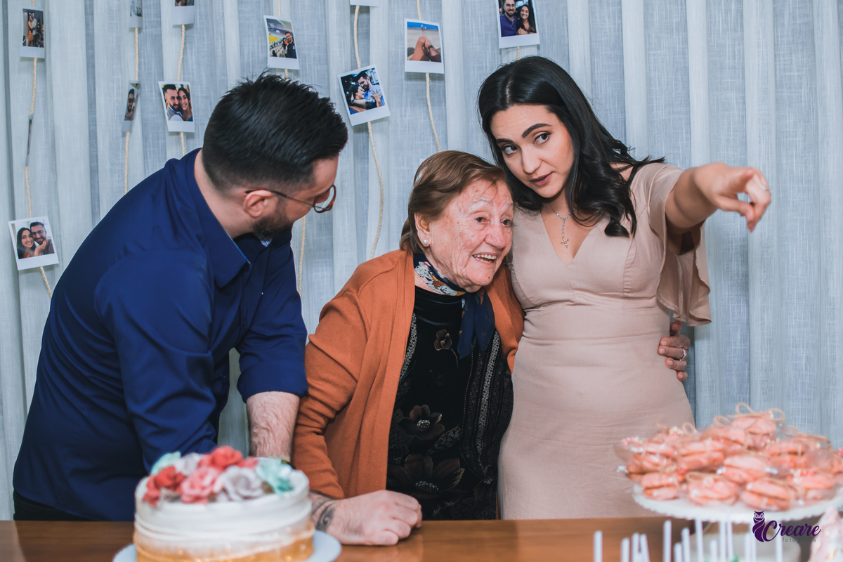 Fotografia de noivado, realizado na cidade de Santo André, ABC Paulista. Fotógrafo Santo André, Buffet Santo André. 