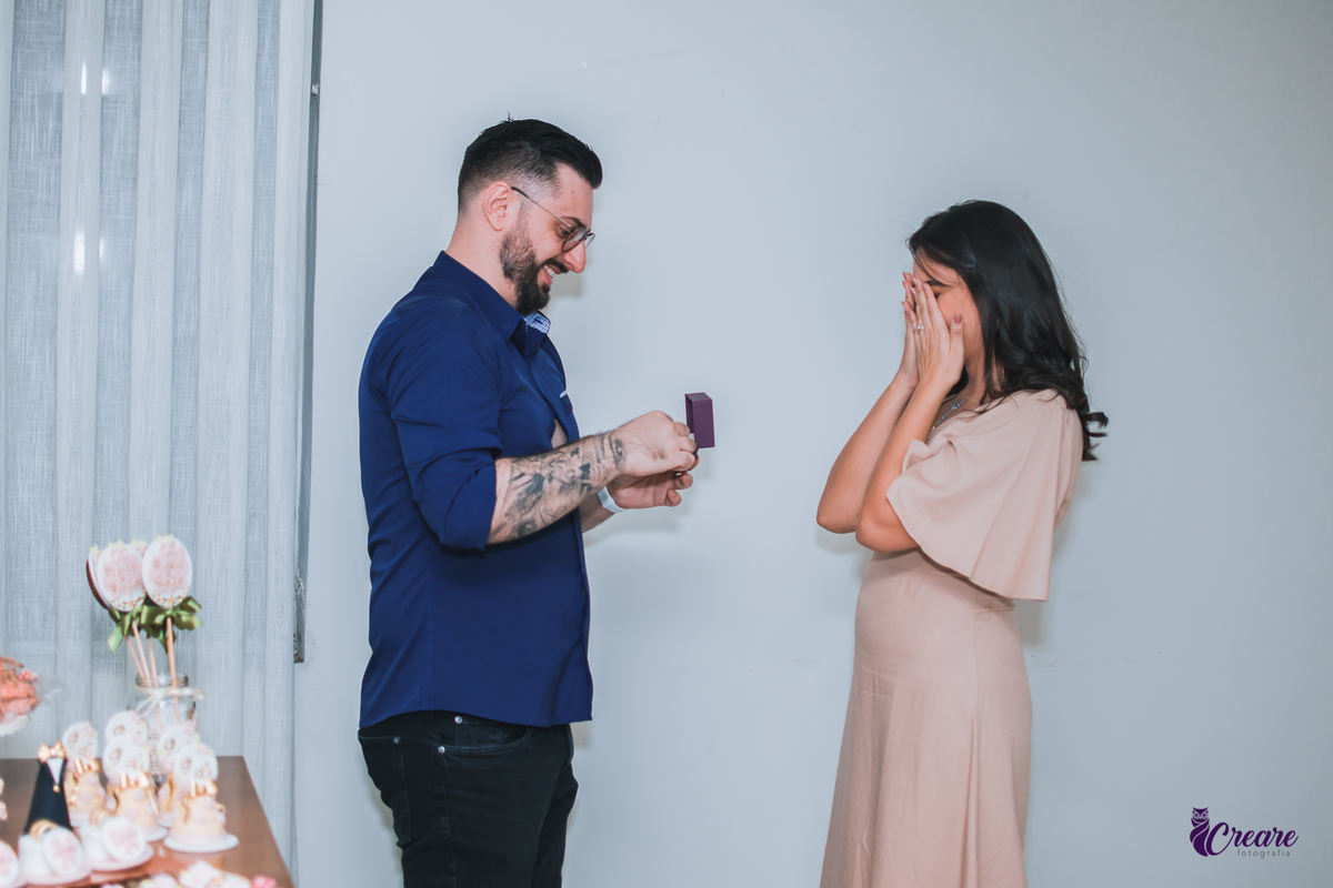 Fotografia de noivado, realizado na cidade de Santo André, ABC Paulista. Fotógrafo Santo André, Buffet Santo André. 