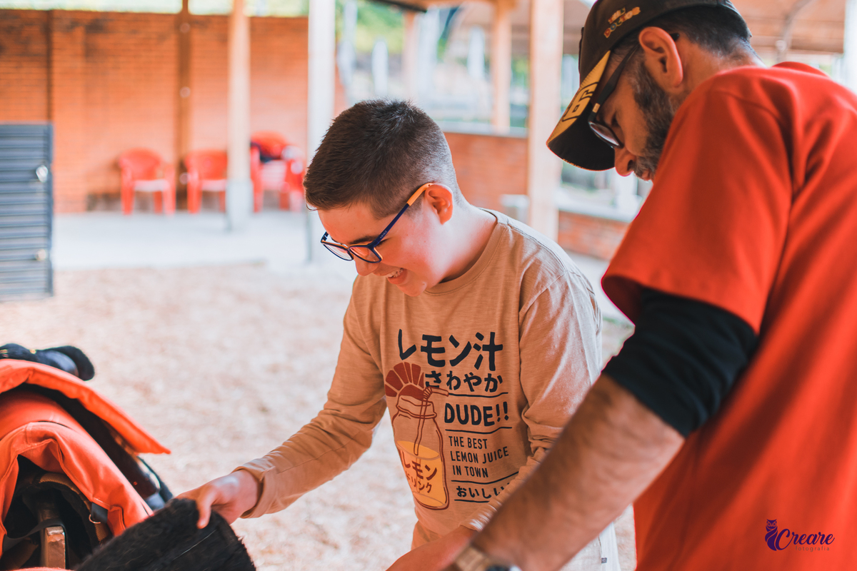 ensaio externo, equoterapia voo de liberdade, São Bernardo do Campo. Ensaio realizado durante a terapia de crianças com Deficiência. Fotógrafo Mauá, fotógrafo Santo André, fotógrafo São Bernardo do Campo. Ensaio com cavalos.