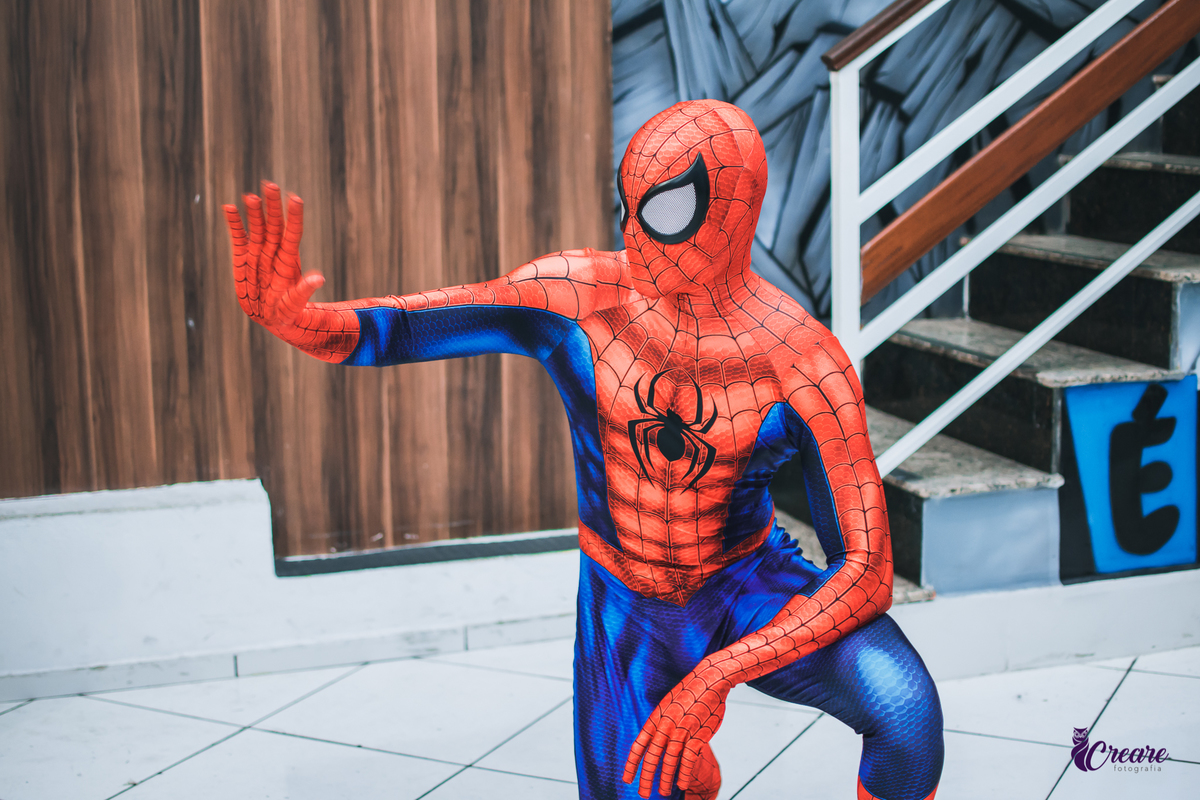 Fotografia de aniversário infantil, tema super heróis. É Pique Buffet, fotógrafo Mauá. Festa Infantil. 