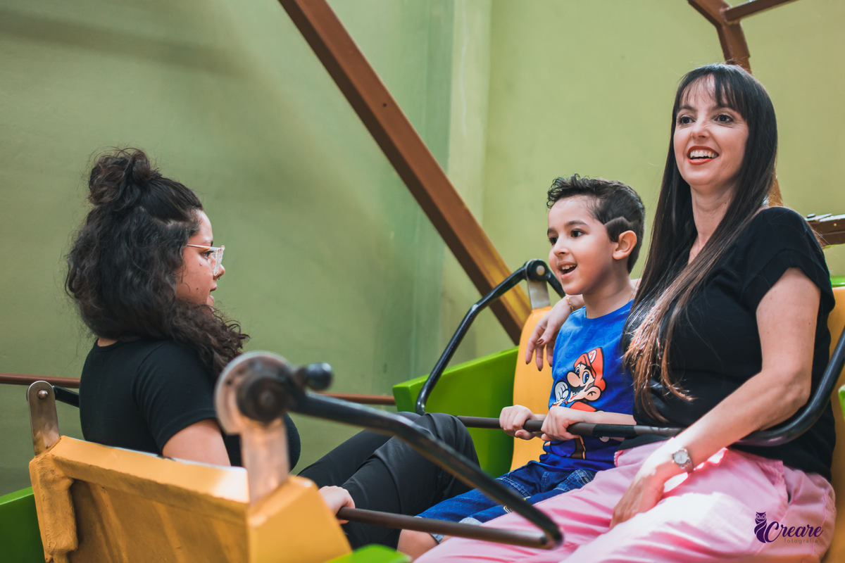 Fotografia de aniversário infantil com o tema Super Mario Bros, aniversário realizado no Villa Safari Buffet. Fotógrafo em Santo André.