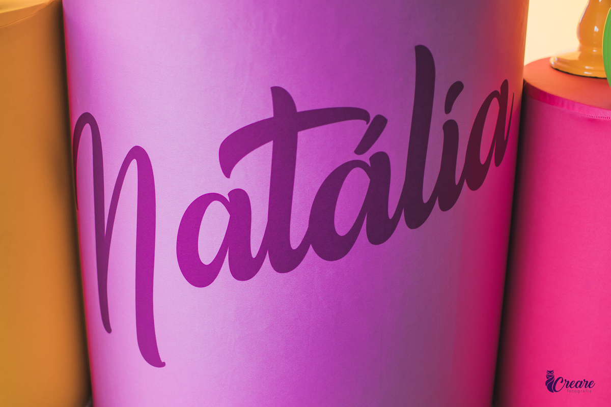 Fotografia de aniversário feminino, realizado no Terraço Cimal, localizado na casa verde. Festa com grupo de pagode Nossa Amizade.