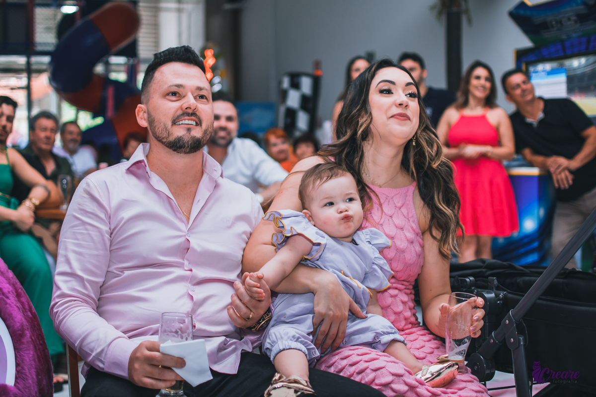 Aniversário infantil com tema bolofofos, realizado no Buffet É Pique em Mauá. Fotógrafo. Festa de menina.
