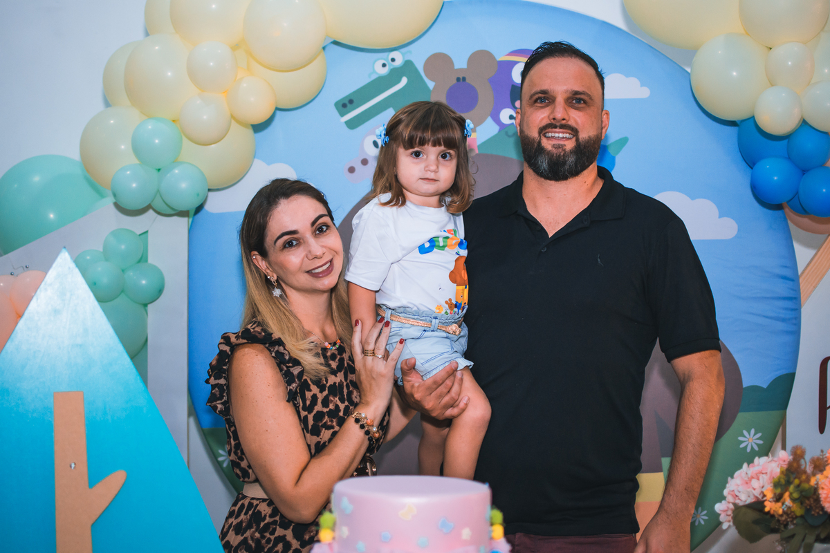 Aniversário infantil, tema Hey Duggee. Buffet planeta Rizzo, fotógrafo Santo André. Festa de 2 anos de menina.