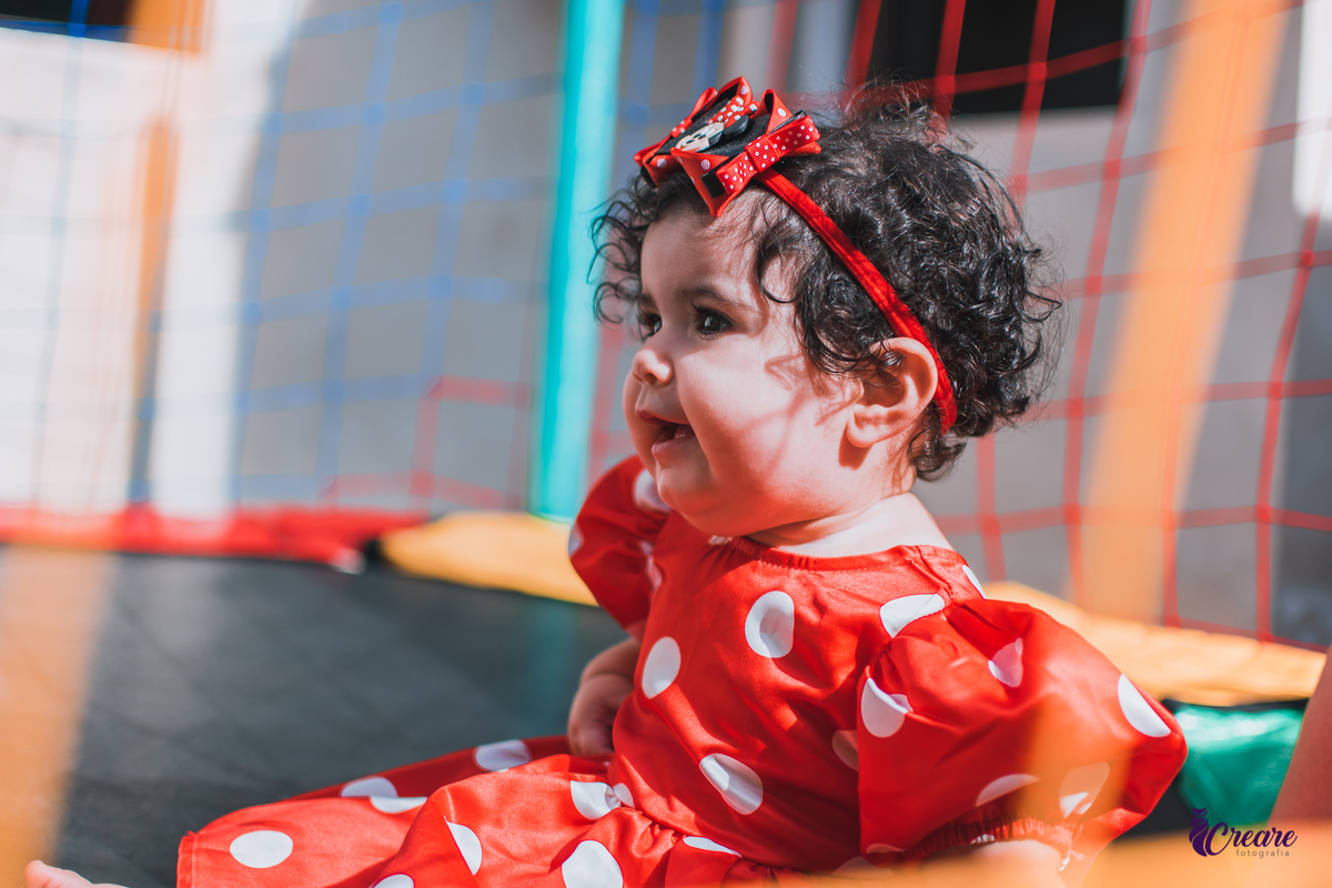 Aniversário infantil de um aninho com decoração tema minnie. Fotógrafo infantil em Mauá, ABC Paulista. Festa de menina, aniversário de 1 ano, festa de um ano, festa infantil. Fotógrafo Santo André, fotógrafo Mauá.