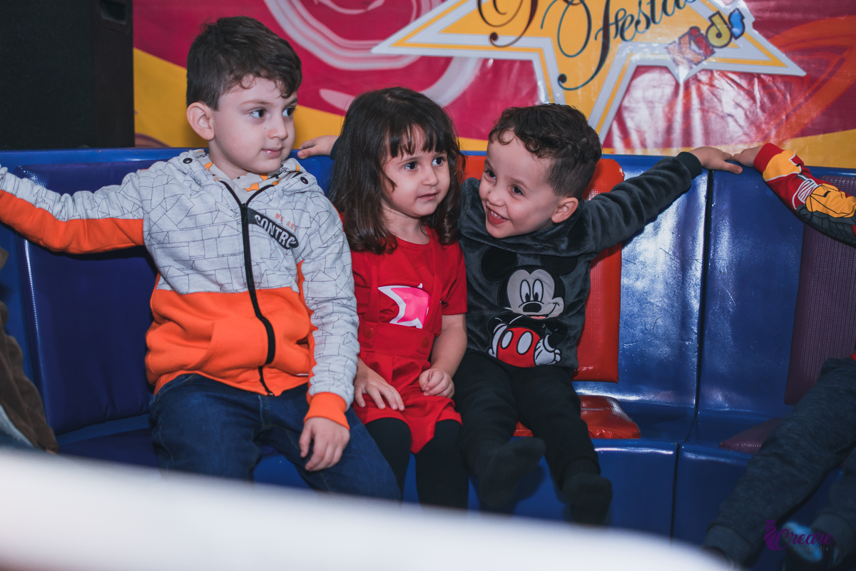 aniversário infantil, festa de menina, aniversário de 3 anos, tema de decoração Lucas Neto. Buffet Requinte festas kids, buffet Mauá, fotógrafo. 