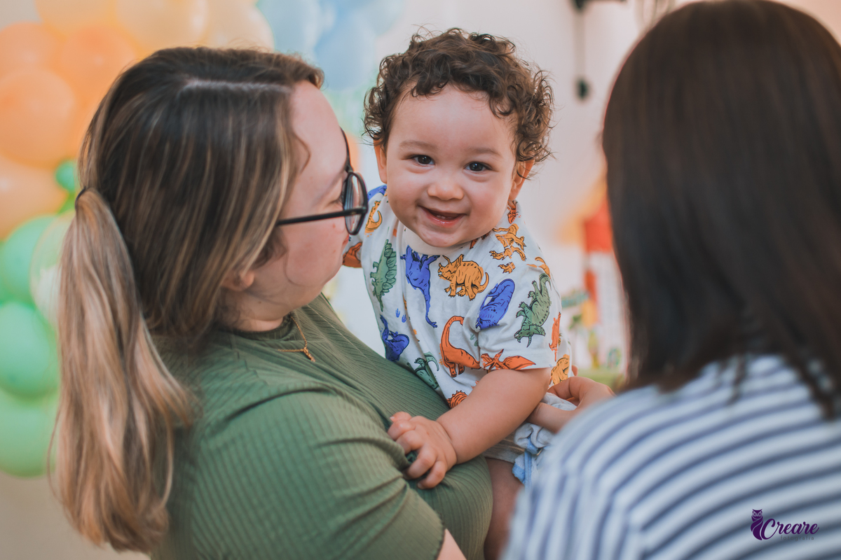 aniversário infantil de menino, festa de bebê de um ano, fotografia de festa de aniversário de um ano, tema de festa de bebê, 1 ano, festa de 1 aninho, aniversário de 1 ano fotógrafo Santo André, decoração de aniversário dino. 