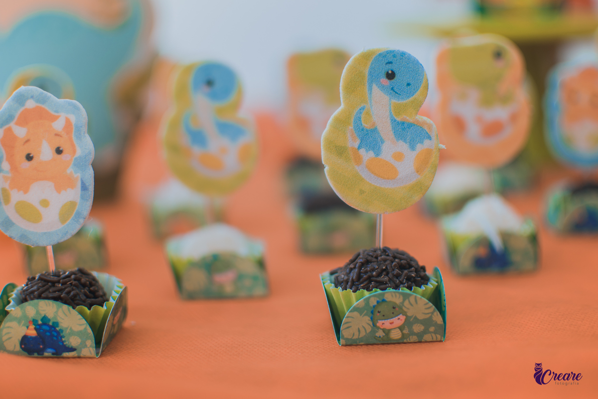 aniversário infantil de menino, festa de bebê de um ano, fotografia de festa de aniversário de um ano, tema de festa de bebê, 1 ano, festa de 1 aninho, aniversário de 1 ano fotógrafo Santo André, decoração de aniversário dino. 