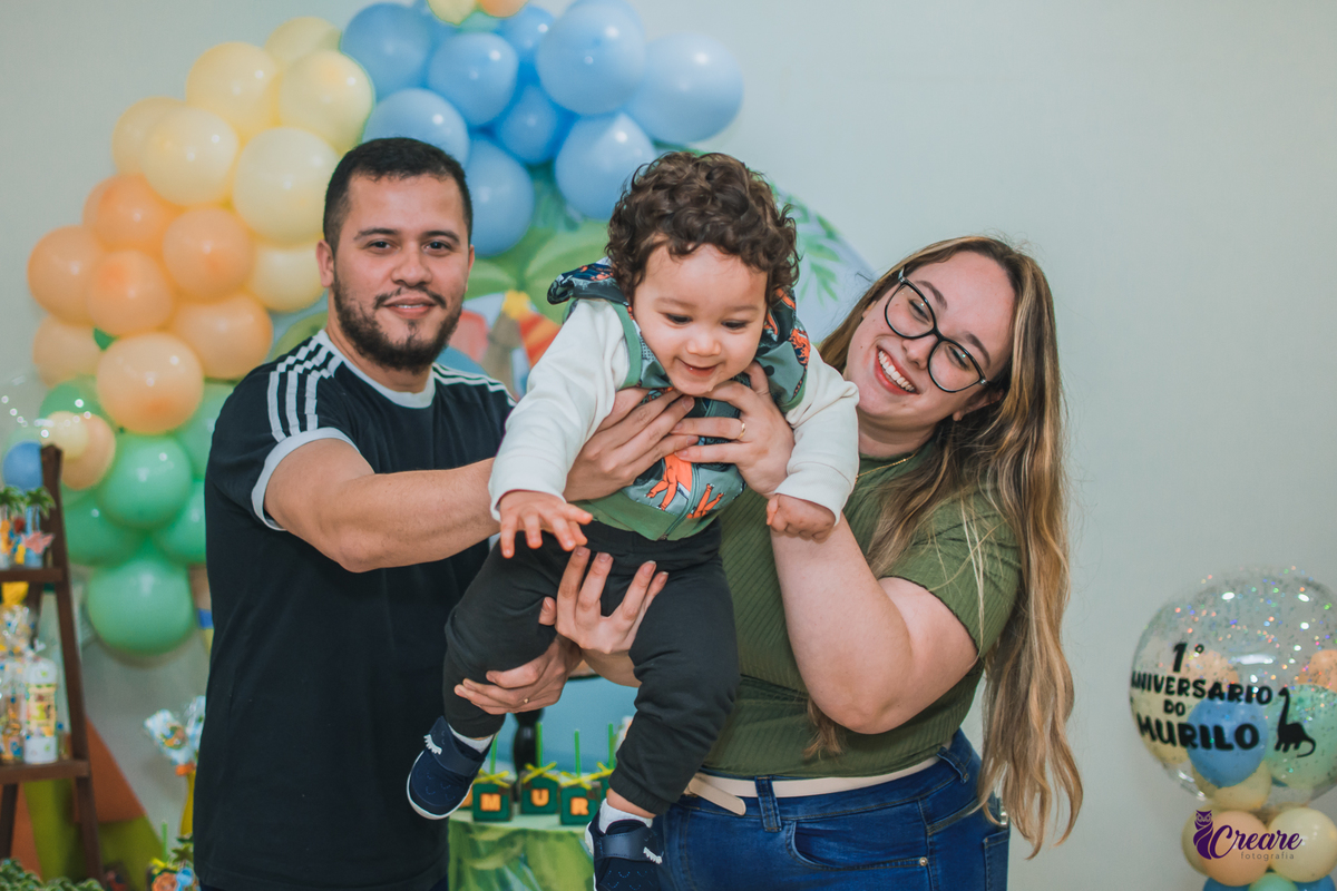aniversário infantil de menino, festa de bebê de um ano, fotografia de festa de aniversário de um ano, tema de festa de bebê, 1 ano, festa de 1 aninho, aniversário de 1 ano fotógrafo Santo André, decoração de aniversário dino. 
