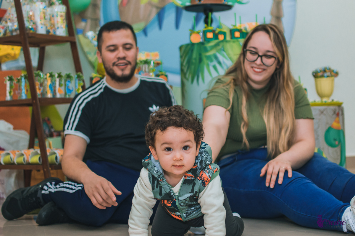 aniversário infantil de menino, festa de bebê de um ano, fotografia de festa de aniversário de um ano, tema de festa de bebê, 1 ano, festa de 1 aninho, aniversário de 1 ano fotógrafo Santo André, decoração de aniversário dino. 