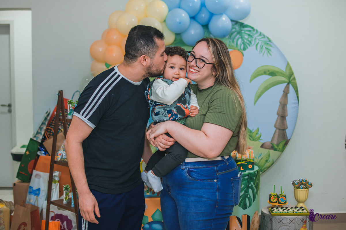 aniversário infantil de menino, festa de bebê de um ano, fotografia de festa de aniversário de um ano, tema de festa de bebê, 1 ano, festa de 1 aninho, aniversário de 1 ano fotógrafo Santo André, decoração de aniversário dino. 