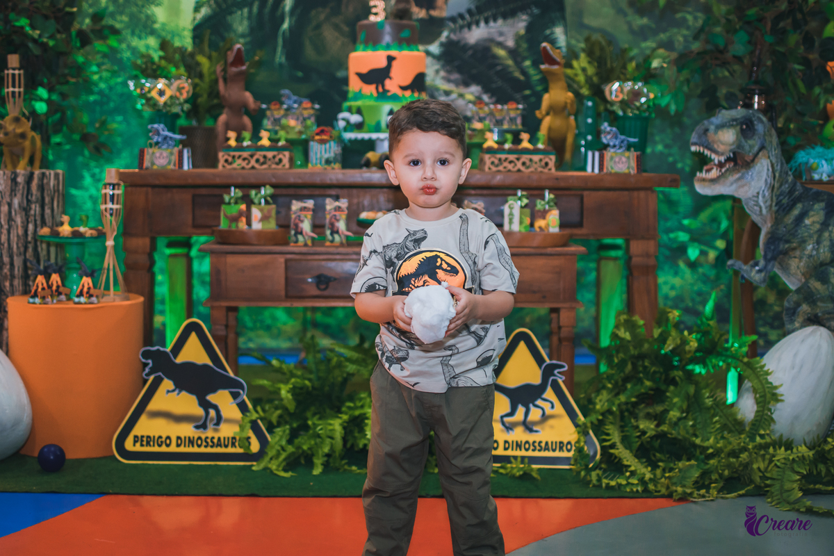 Aniversário infantil, festa de menino, Requinte festas Kids, fotógrafo Mauá, aniversário tema jurassic World, Fotografia de aniversário Infantil.