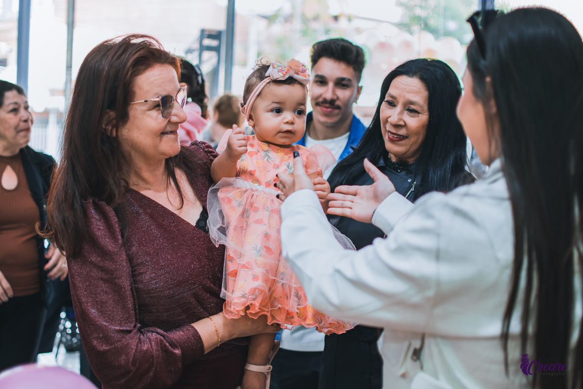 Aniversário de 1 aninho, festa de um ano de menina. Buffet É Pique, fotógrafo Mauá. 