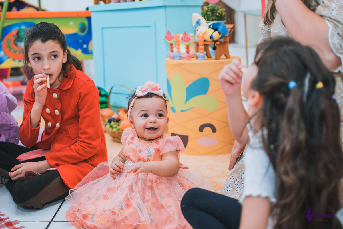 Aniversário de 1 aninho, festa de um ano de menina. Buffet É Pique, fotógrafo Mauá. 