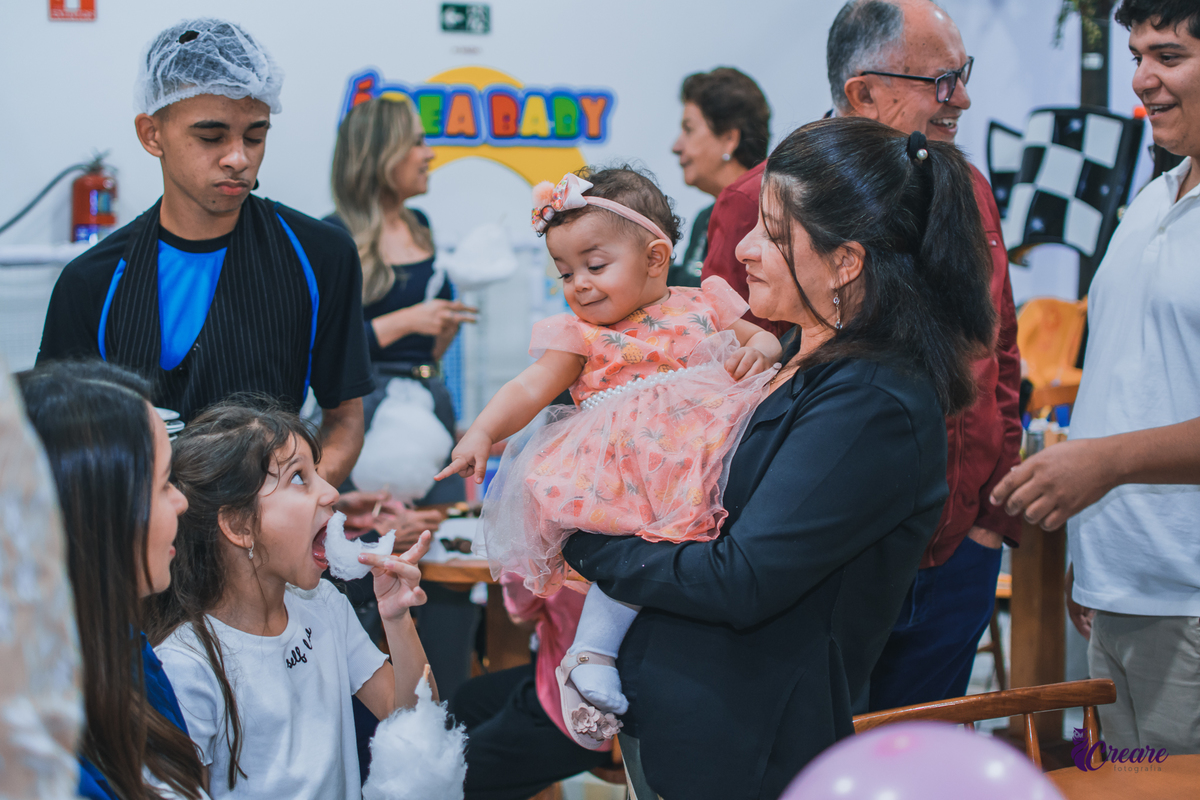 Aniversário de 1 aninho, festa de um ano de menina. Buffet É Pique, fotógrafo Mauá. 