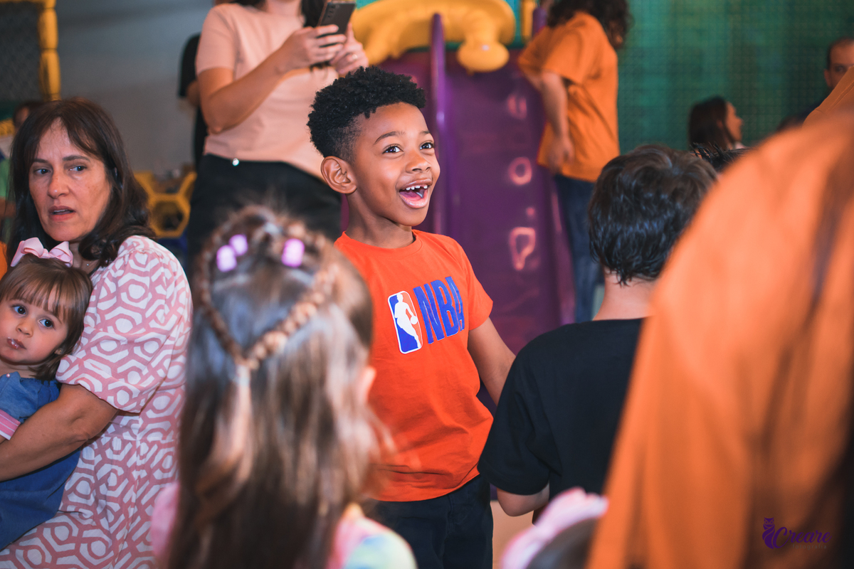 Aniversário infantil com tema do filme 