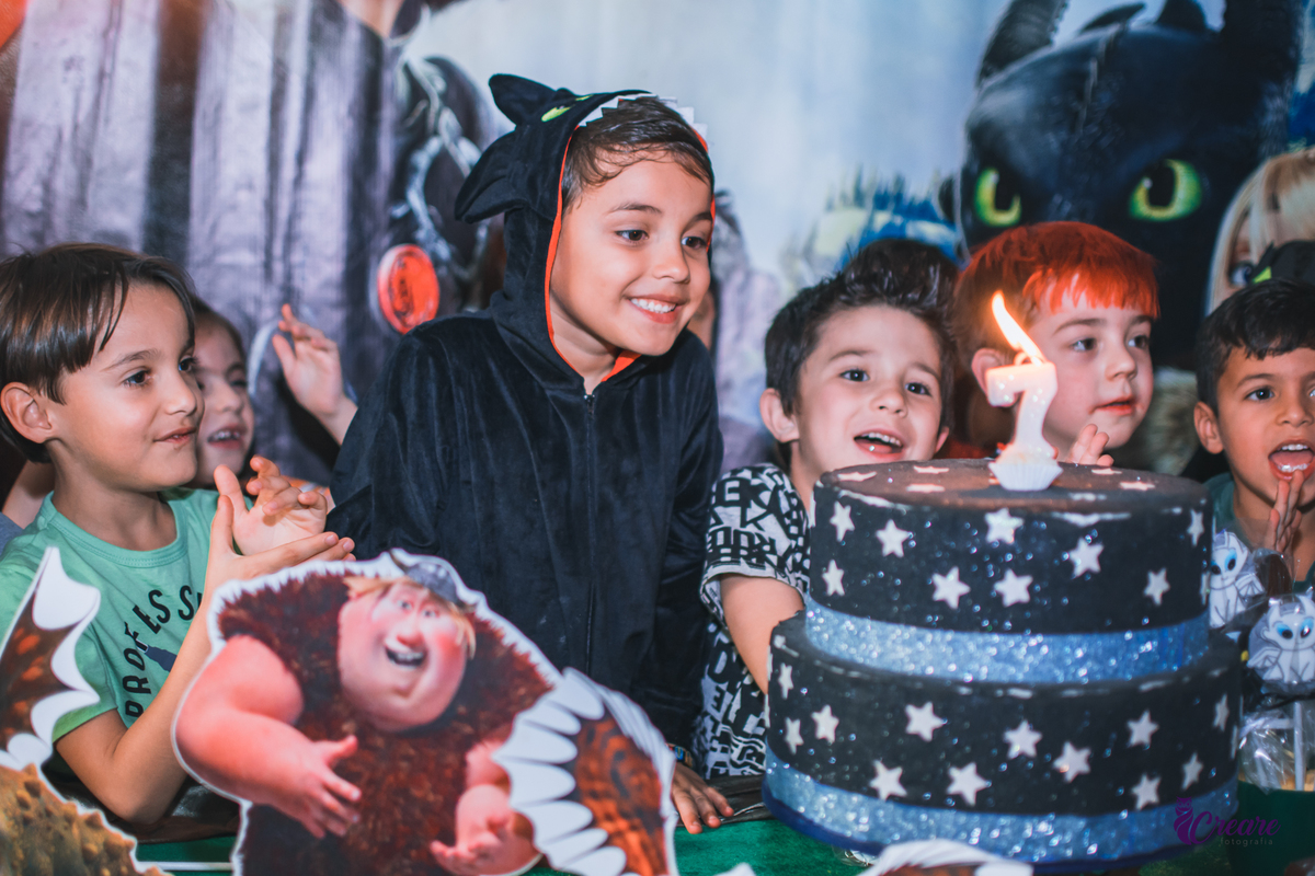 Aniversário infantil com tema do filme 