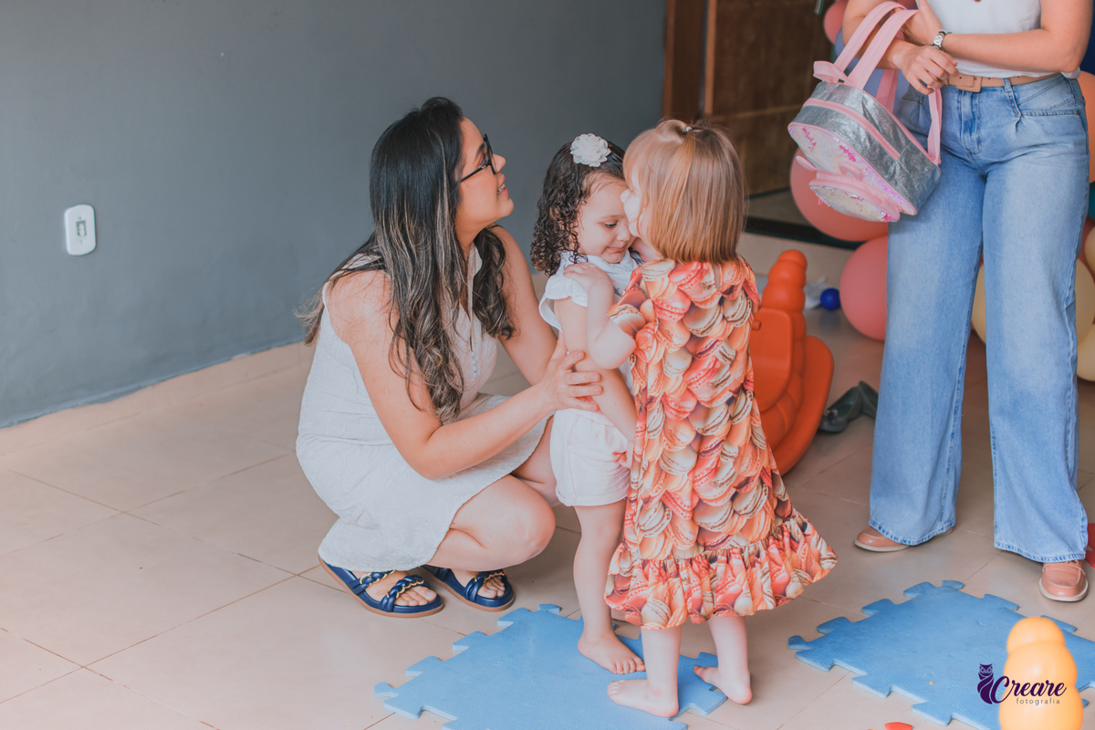 fotógrafia de aniversário infantil em casa, fotógrafo em Mauá, festa infantil de menina. Aniversário de 3 anos, decoração Patrulha canina. Festa de criança em casa.