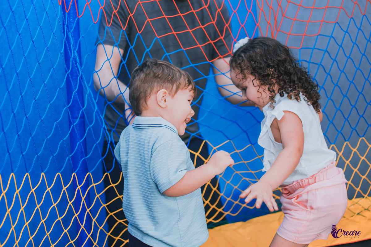 fotógrafia de aniversário infantil em casa, fotógrafo em Mauá, festa infantil de menina. Aniversário de 3 anos, decoração Patrulha canina. Festa de criança em casa.