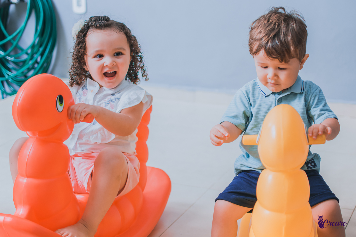 fotógrafia de aniversário infantil em casa, fotógrafo em Mauá, festa infantil de menina. Aniversário de 3 anos, decoração Patrulha canina. Festa de criança em casa.